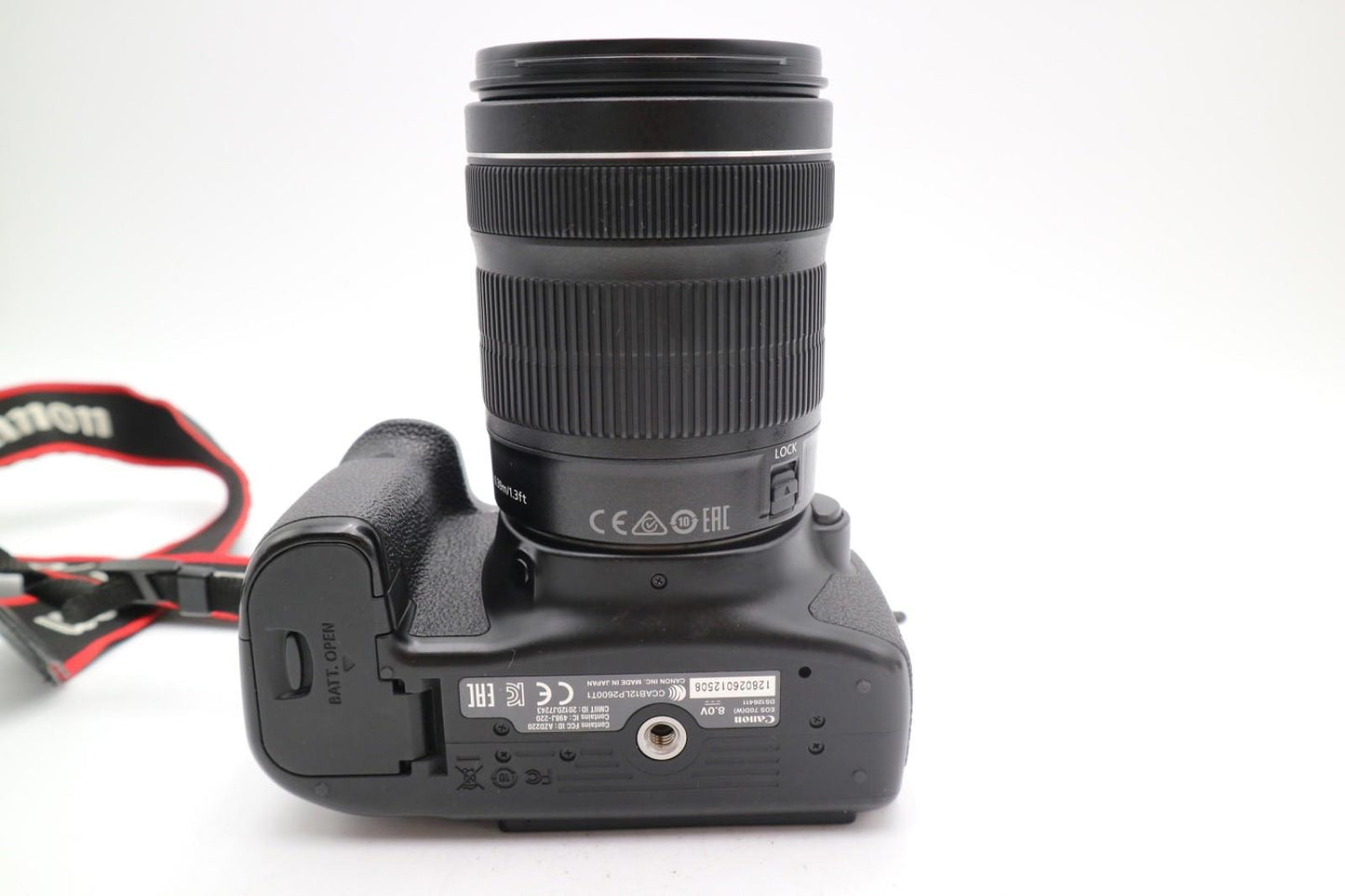 Canon 70D DSLR Camera 20.2MP with 18-135mm STM Shutter C. 14745 Good REFURBISHED