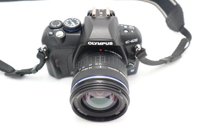 Olympus E-420 DSLR Camera 10.0MP with 14-42mm, 1 Year Warranty, Good Condition