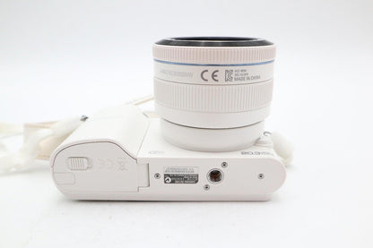 Samsung NX1000 Mirrorless Camera 20.3 MP with 20-50mm Lens, G. REFURBISHED