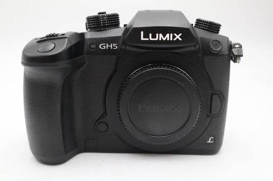 Panasonic DMC-GH5 Mirrorless Camera 20MP Body Only, Shutter 9015, VG REFURBISHED