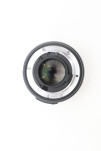 Nikon 35mm Prime Lens F1.8G AF-S DX SWM Very Sharp Portrait, Good REFURBISHED