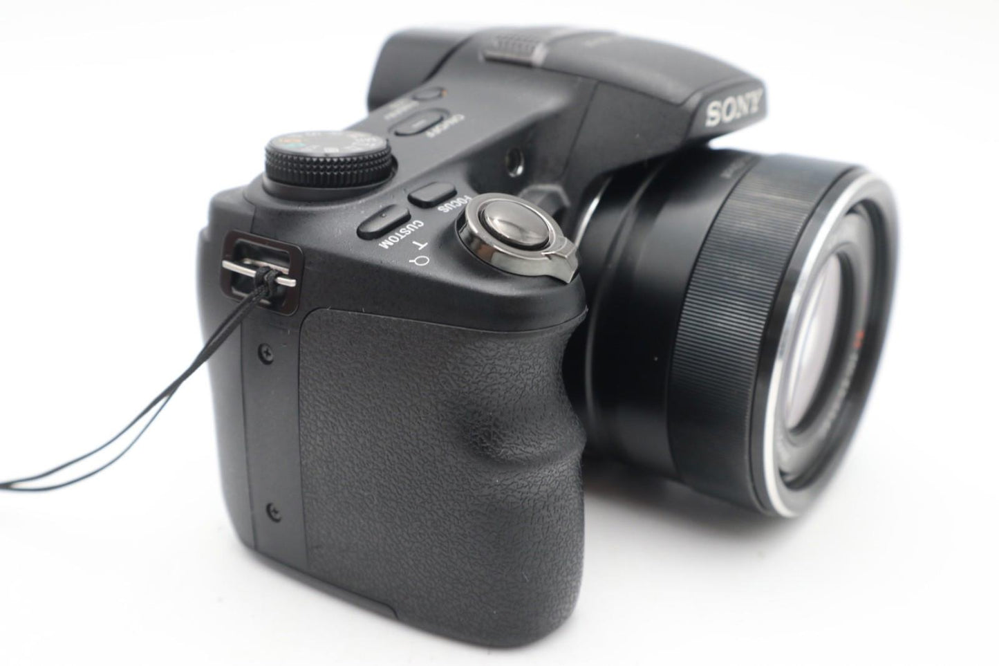 Sony Cyber-Shot DSC-HX200 Camera 18.2MP, Digital Bridge, 30x Zoom, REFURBISHED