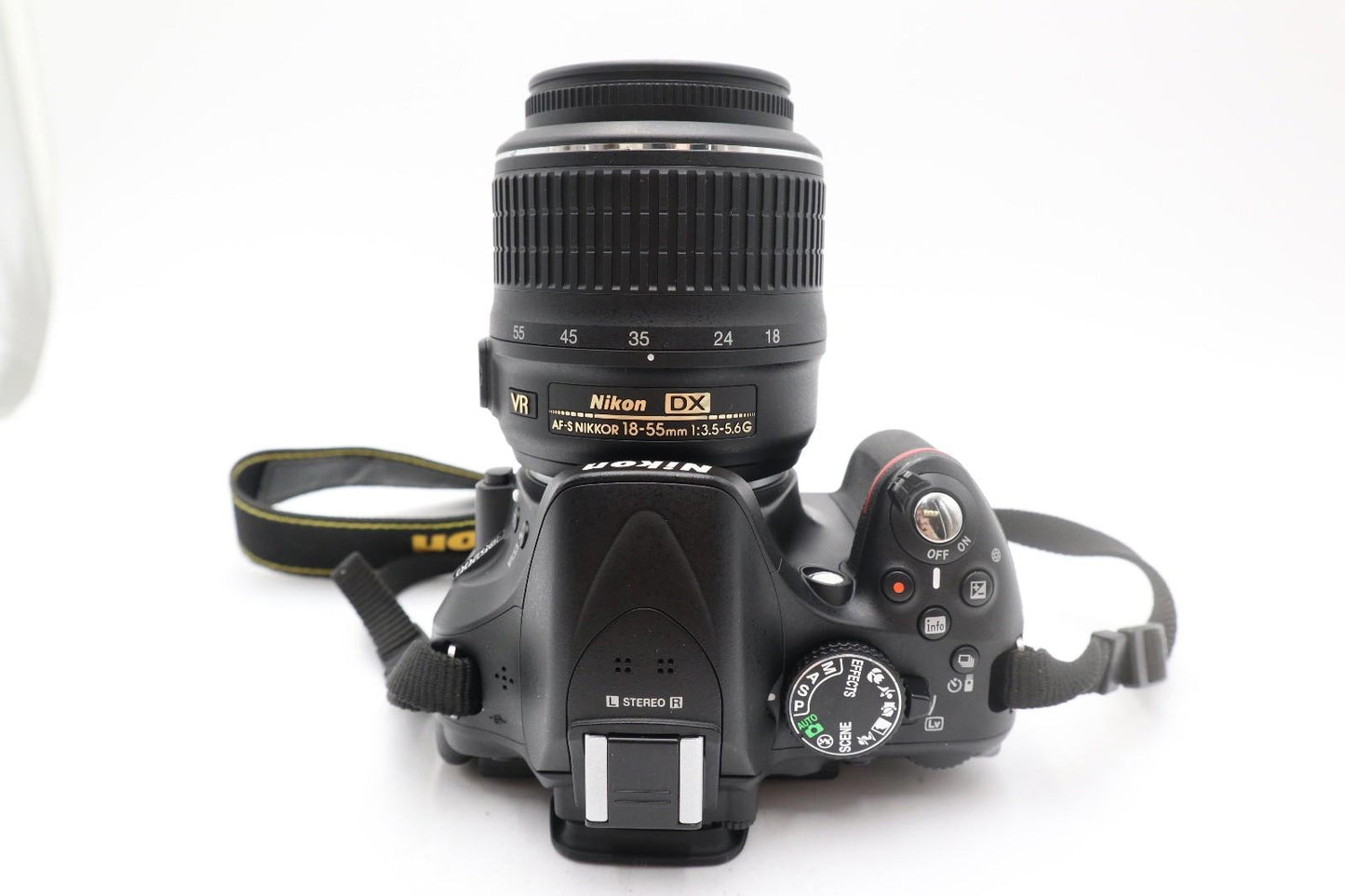 Nikon D5200 DSLR Camera 24.1MP with 18-55mm, Shutter Count 8402 V.G. REFURBISHED