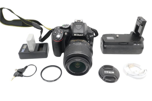 Nikon D5300 24.2MP Camera DSLR with 18-55mm, Shutter Count 16447, Good Condition