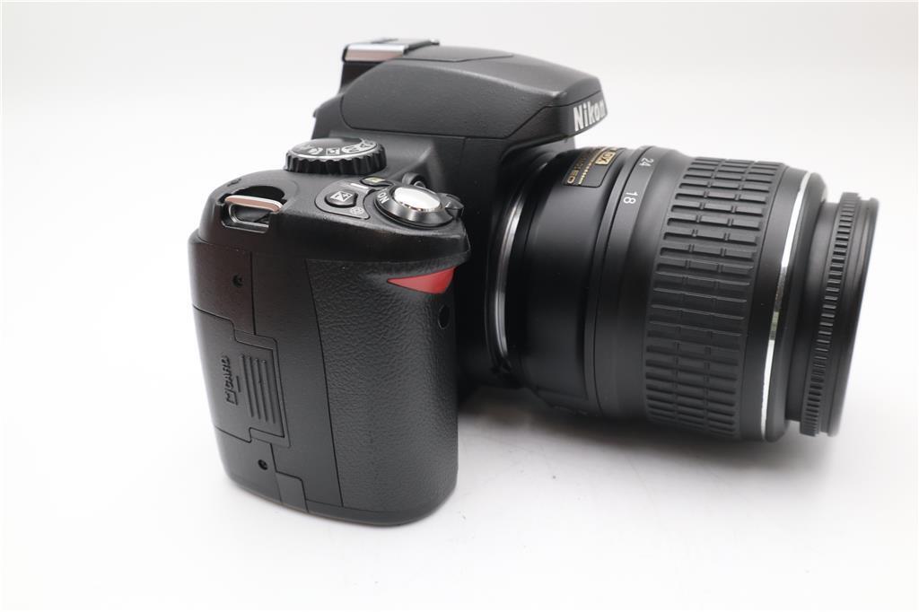Nikon D40x Camera 10.2MP DSLR with 18-55mm, Shutter Count 5893, Good Condition