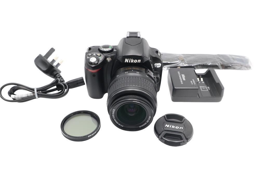 Nikon D40x Camera 10.2MP DSLR with 18-55mm, Shutter Count 5893, Good Condition