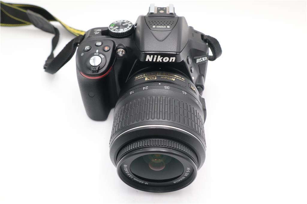 Nikon D5300 24.2MP Camera DSLR with 18-55mm, Shutter Count 16447, Good Condition