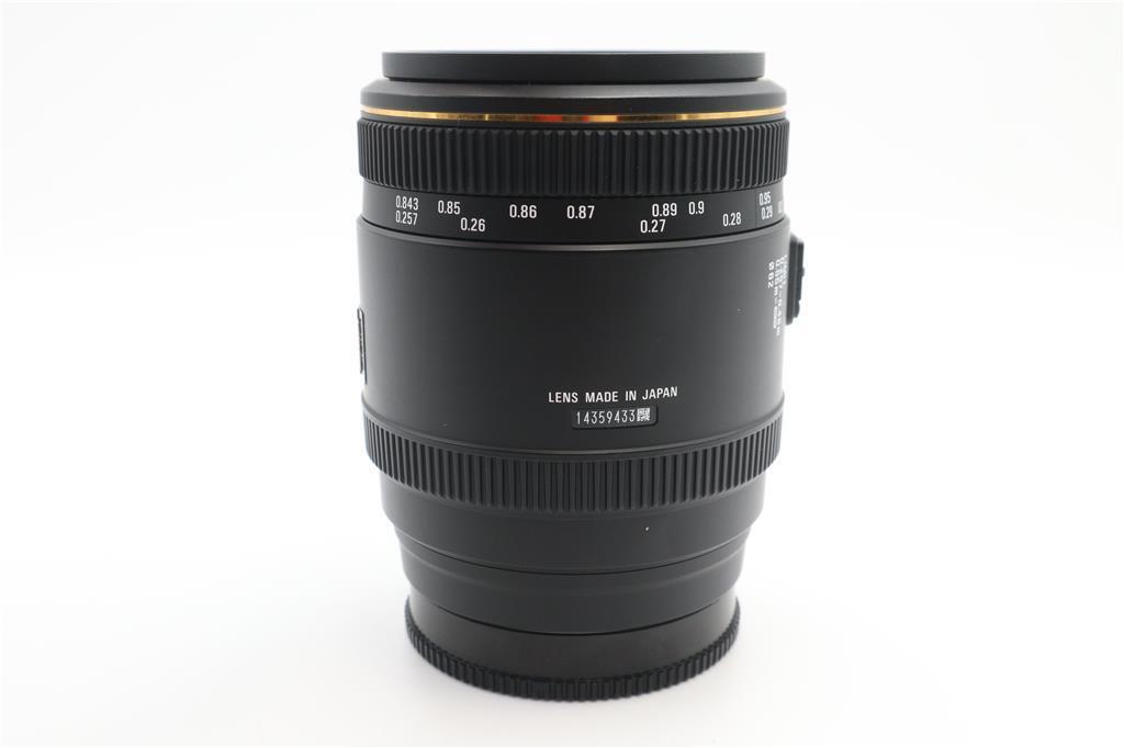 Sigma 70mm Macro Lens f/2.8 EX DG, Close-Up, for Sony A-Mount, V. Good Cond.