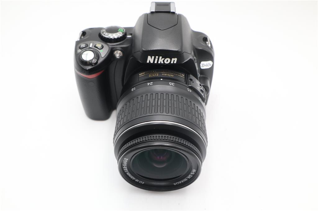 Nikon D40x Camera 10.2MP DSLR with 18-55mm, Shutter Count 5893, Good Condition