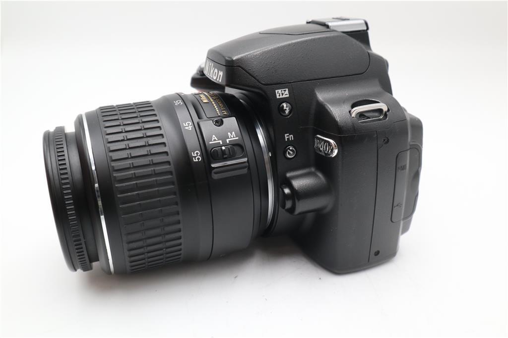 Nikon D40x Camera 10.2MP DSLR with 18-55mm, Shutter Count 5893, Good Condition