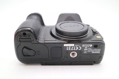 Panasonic GH3 Mirrorless Camera 16MP Body Only, Shutter Count 1971, Good Cond.