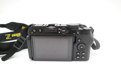 Nikon Z30 Mirrorless Camera 20.9MP with 16-50mm NIKKOR Z DX Shutter Count 1398