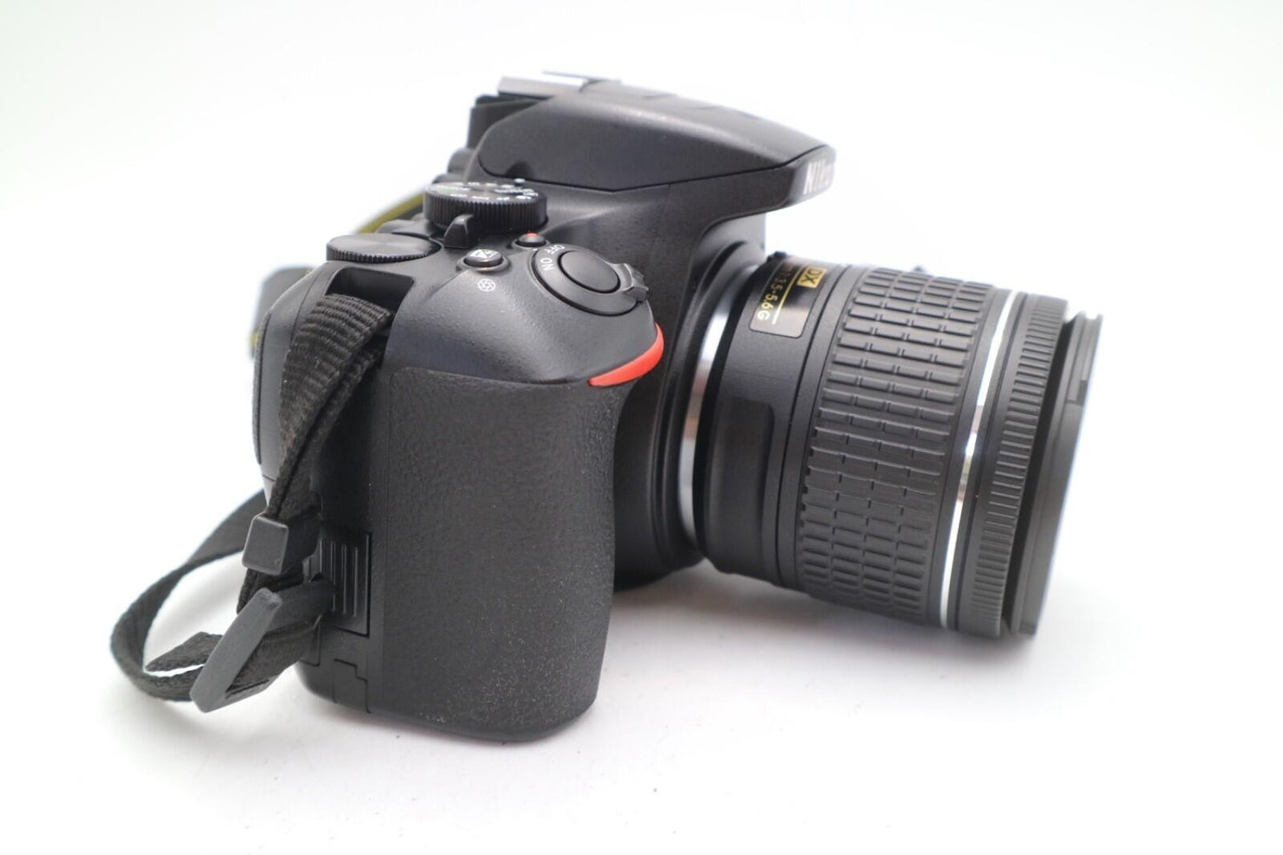 Nikon D3500 DSLR Camera 24.2MP with 18-55mm, Shutter Count 8475 V.G. REFURBISHED