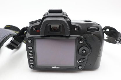 Nikon D90 DSLR Camera 12.3MP with 18-105mm, Shutter Count 4495, Good REFURBISHED
