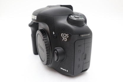 Canon EOS 7D Mark II DSLR Camera 20.2MP Body Only Shutter Count 12%, REFURBISHED