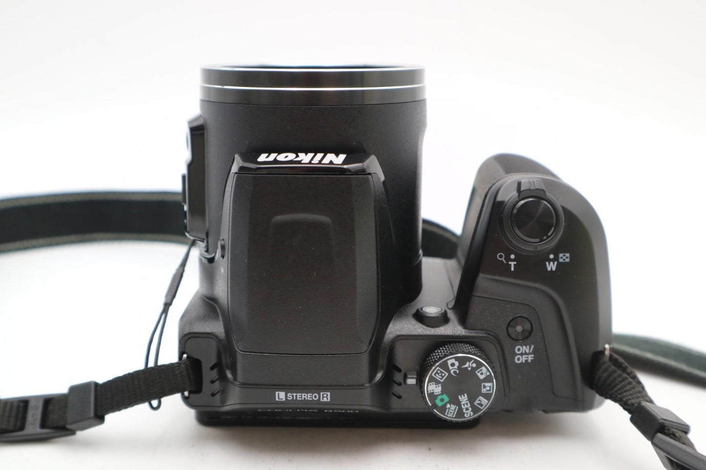 Nikon B500 Bridge Camera 16.0MP, 40x Optical Zoom, Bluetooth, Wi-Fi, V. G. Cond.