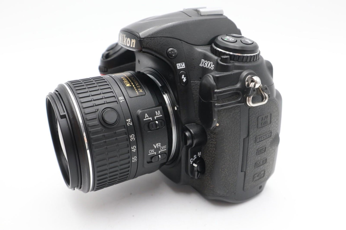 Nikon D300S DSLR Camera 12.3MP with 18-55mm Lens, Shutter Count 28%, Good Cond.