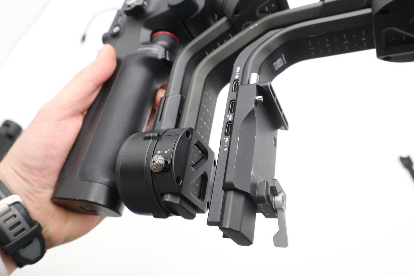 DJI RSC 2, 3-Axis Gimbal Stabilizer for DSLR camera, Foldable Design, up to 3kg