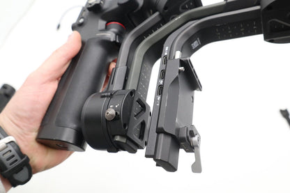 DJI RSC 2, 3-Axis Gimbal Stabilizer for DSLR camera, Foldable Design, up to 3kg