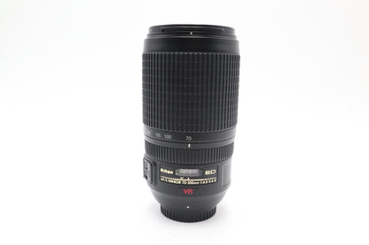 Nikon 70-300mm Telephoto Lens F4.5-5.6 G VR Full Frame Stabilised G. REFURBISHED