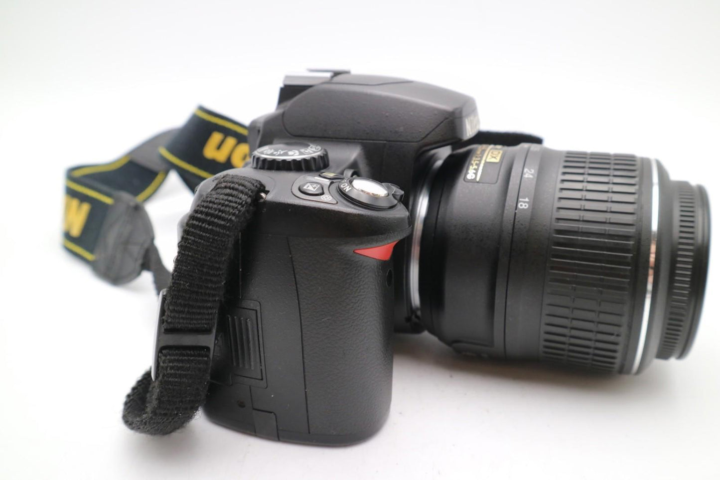Nikon D40x Camera 10.2MP DSLR with 18-55mm, Shutter Count 10657, Good Condition