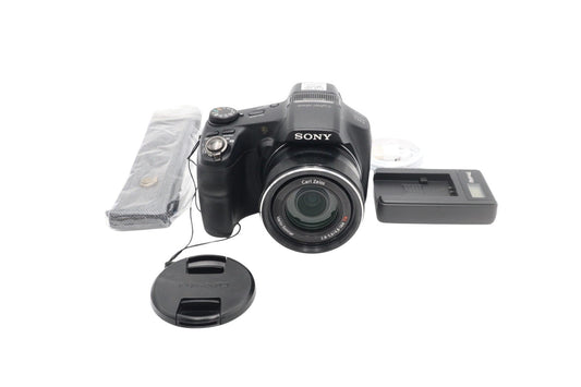 Sony Cyber-Shot DSC-HX200 Camera 18.2MP, Digital Bridge, 30x Zoom, REFURBISHED