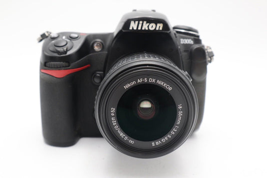 Nikon D300S DSLR Camera 12.3MP with 18-55mm Lens, Shutter Count 28%, Good Cond.