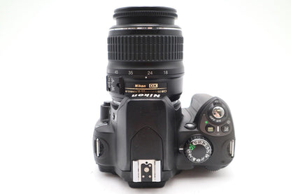 Nikon D40 Camera 6.1MP DSLR with 18-55mm, Shutter Count 8544, Good Condition