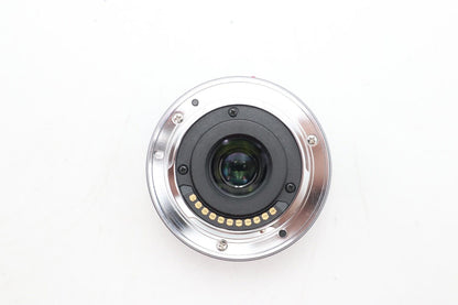 Panasonic 14mm Pancake Lens F/2.5 G Wide Angle for Micro Four Thirds Good Cond.