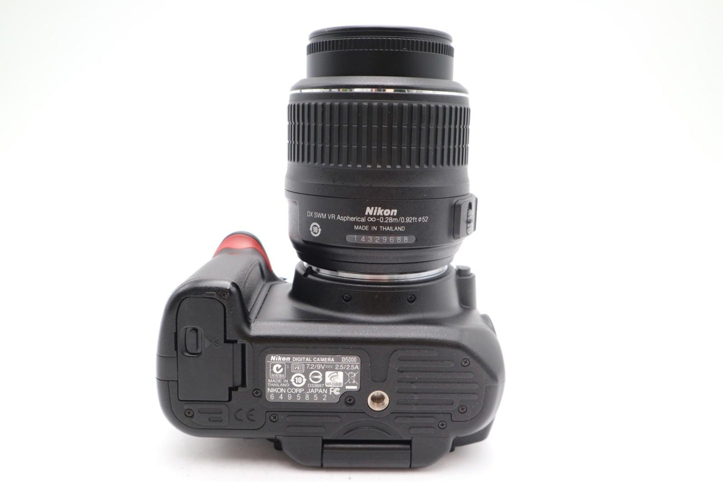 Nikon D5000 DSLR Camera 12.3MP Kit with 18-55mm Shutter Count 24173, Good Cond.