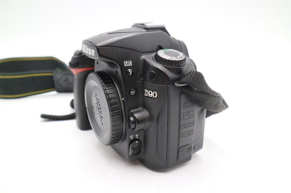 Nikon D90 DSLR Camera 12.3MP Body Only, Shutter Count 35%, Good Condition