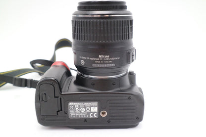 Nikon D3000 DSLR Camera 10.2MP with 18-55mm, Shutter Count 10884, Good Condition