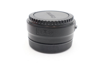 Canon EF-EOS R Mount Lens Adapter for Canon R5 and R6, Genuine Canon, V. G. Cond