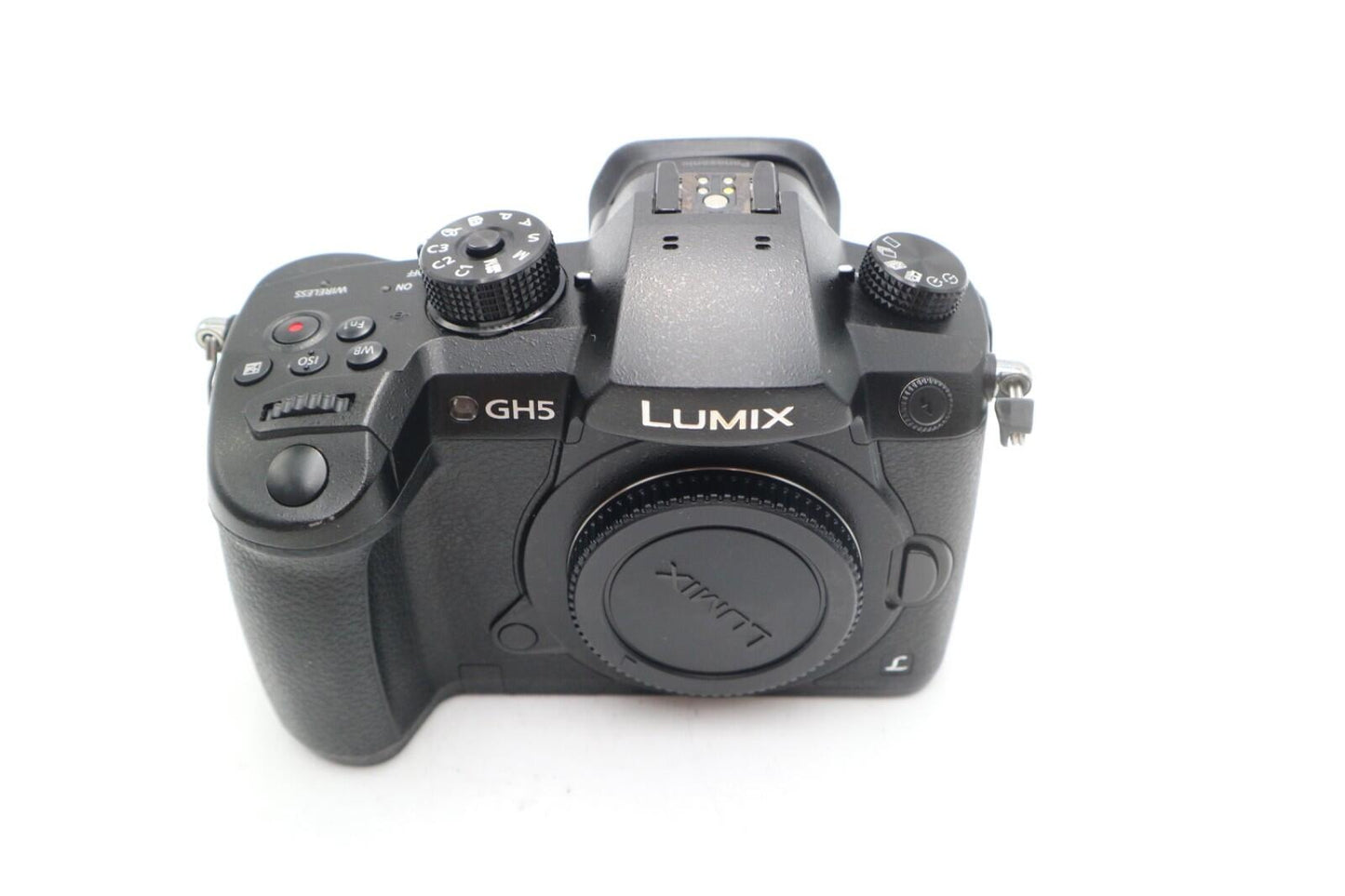 Panasonic DMC-GH5 Mirrorless Camera 20MP Body Only, Shutter 15041, V-LOG-L