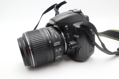 Nikon D5000 DSLR Camera 12.3MP Kit with 18-55mm Shutter Count 17045, REFURBISHED