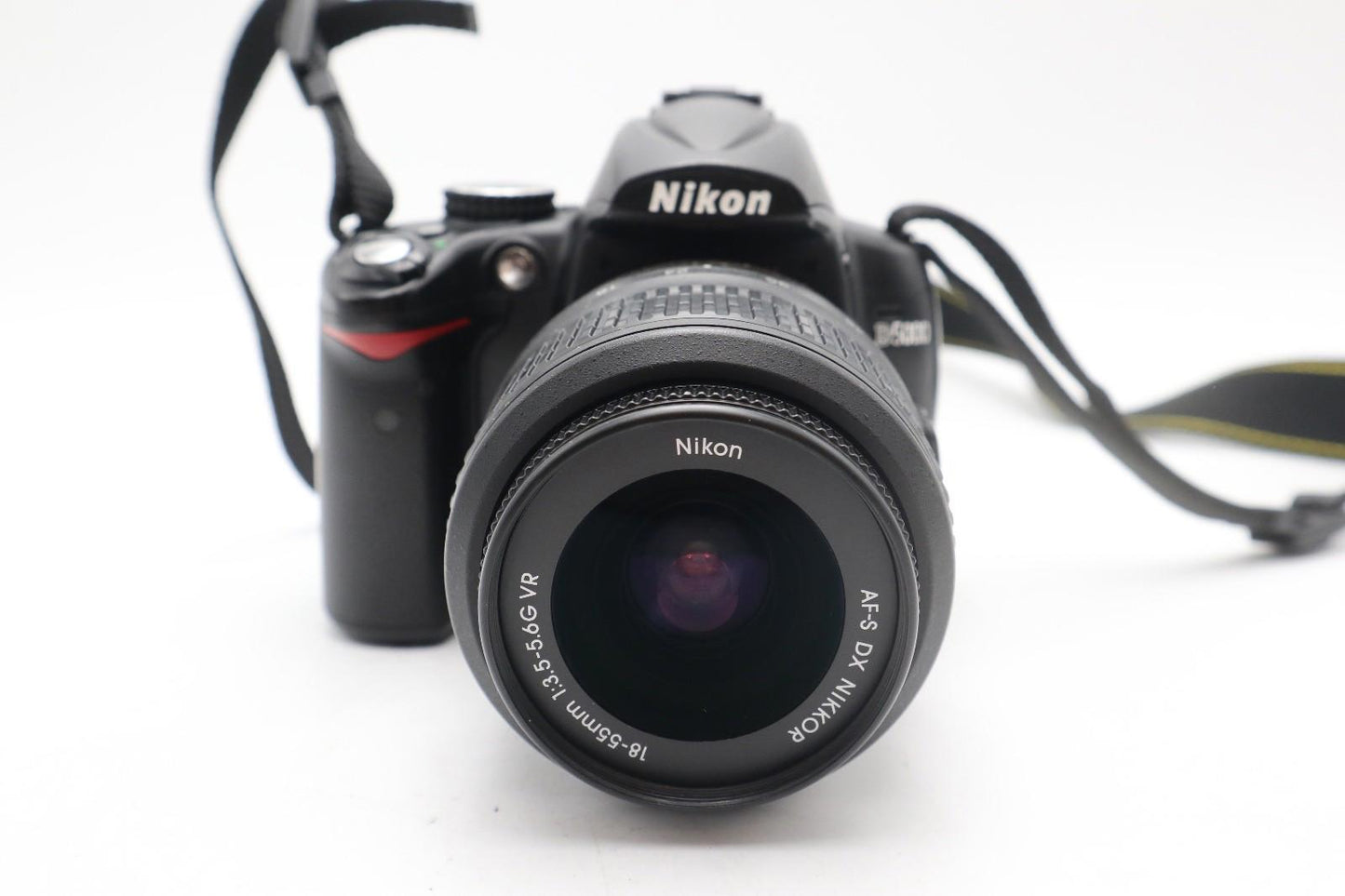 Nikon D5000 DSLR Camera 12.3MP Kit with 18-55mm Shutter Count 17045, REFURBISHED