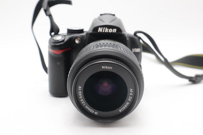 Nikon D5000 DSLR Camera 12.3MP Kit with 18-55mm Shutter Count 17045, REFURBISHED