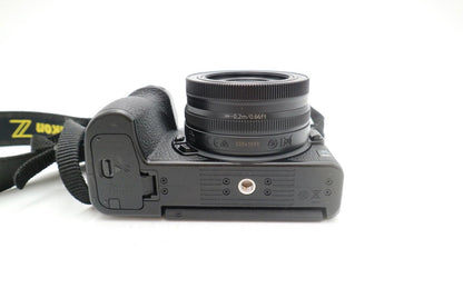Nikon Z30 Mirrorless Camera 20.9MP with 16-50mm NIKKOR Z DX Shutter Count 1398