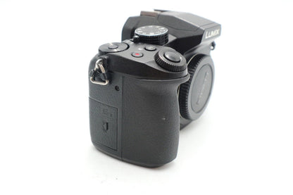 Panasonic G80 Mirrorless Camera 16MP Body Only, Shutter Count 8217, V. G. Cond.