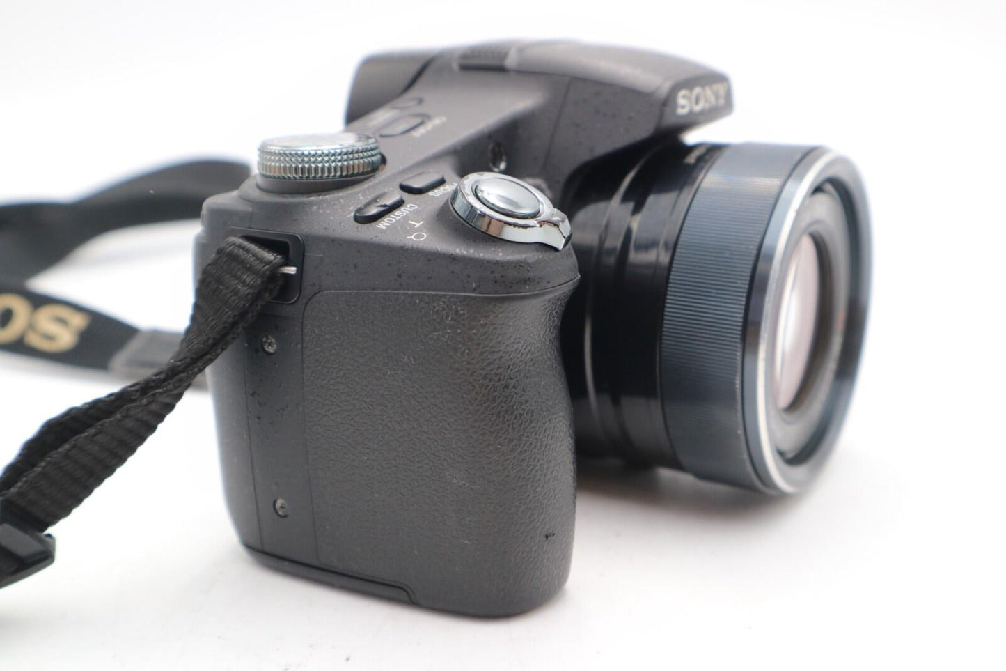 Sony Cyber-Shot DSC-HX100 Camera 16.2MP, Digital Bridge, 30x Zoom, Good Cond.