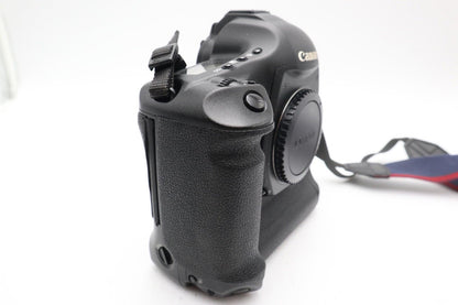 Canon 1Ds Mark III DSLR Camera 21.1MP Body Only, Shutter Count 9243, Good Cond.