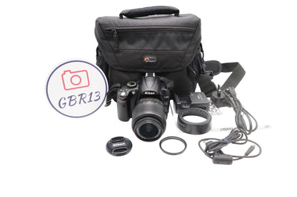 Nikon D5000 DSLR Camera 12.3MP Kit with 18-55mm Shutter Count 3449, Good Cond.