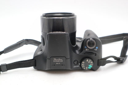 Canon SX540 HS Compact Camera 20.3MP, Wi-Fi, 50X Optical Zoom, V. Good Condition