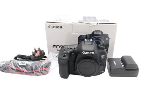 Canon EOS 7D Mark II DSLR Camera 20.2MP Body Only Shutter Count 12%, REFURBISHED