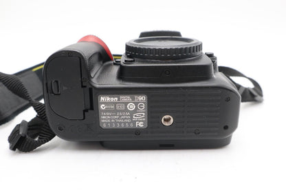 Nikon D90 DSLR Camera 12.3MP Body Only, Shutter Count 2%, Very Good REFURBISHED
