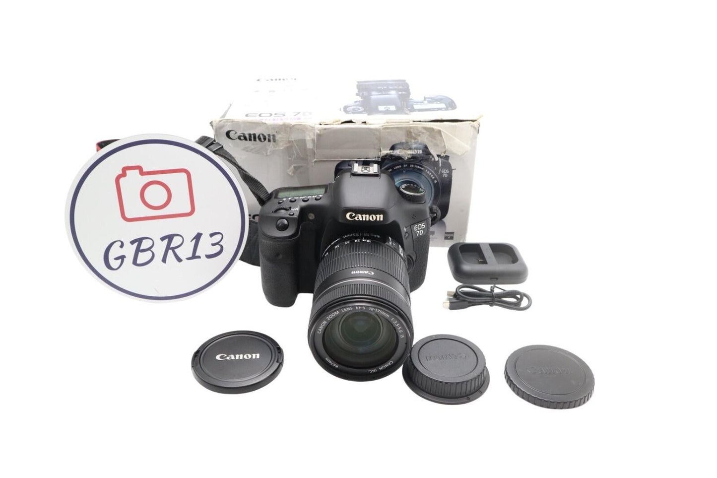 Canon 7D Camera DSLR 18MP with Canon 18-135mm IS STM Stabilised, Good Condition