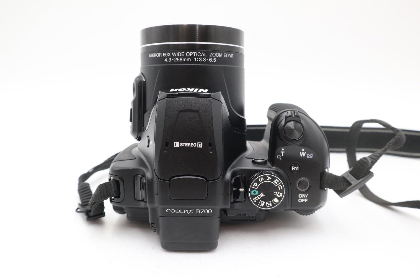 Nikon B700 Bridge Camera 20.3MP, 60x Optical Zoom, 4K , Wi-Fi, Good REFURBISHED