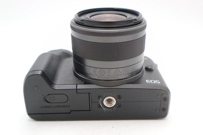 Canon M50 Mark II Camera 24MP with 15-45mm Lens, Under 1000 Shutter Count