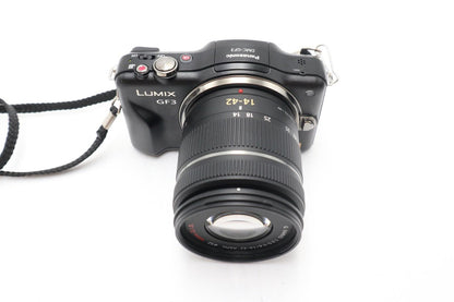 Panasonic DMC-GF3 Camera Mirrorless 12.1MP with 14-42mm Lens, Shutter Count 973