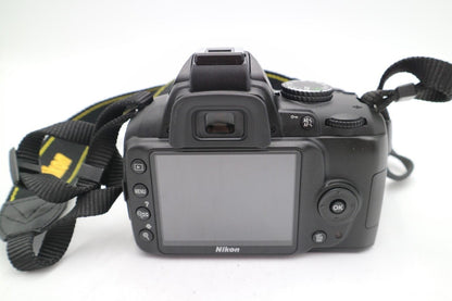 Nikon D3000 DSLR Camera 10.2MP + 18-55mm Lens | Good Refurbished | 12M Warranty